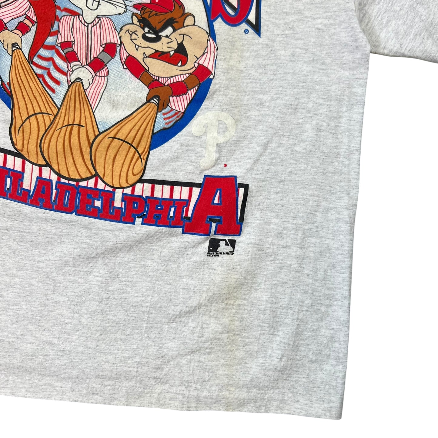 Vintage 1993 Philadelphia Phillies Looney Tunes tee (XL)