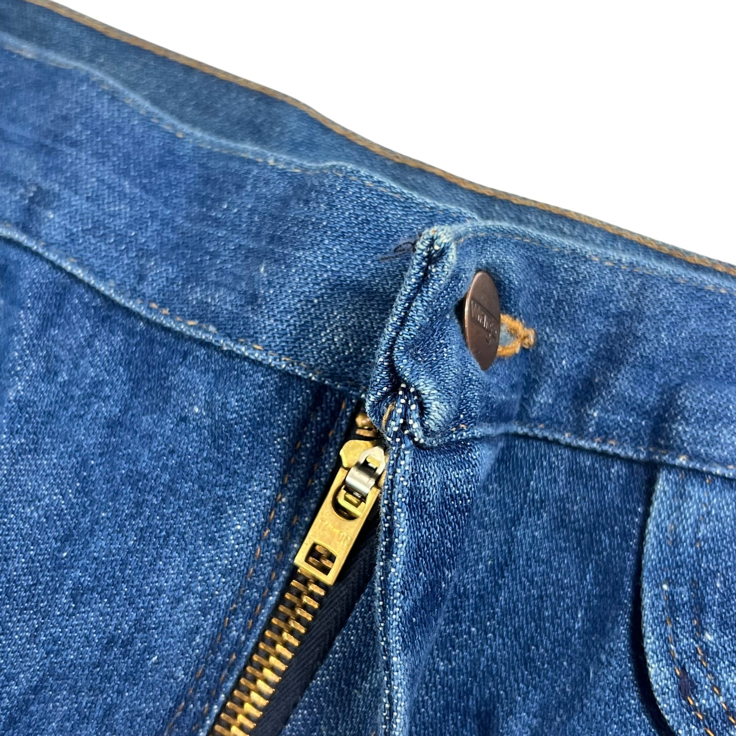 Vintage 1970s Wrangler bell bottom flare denim jeans (34x28)