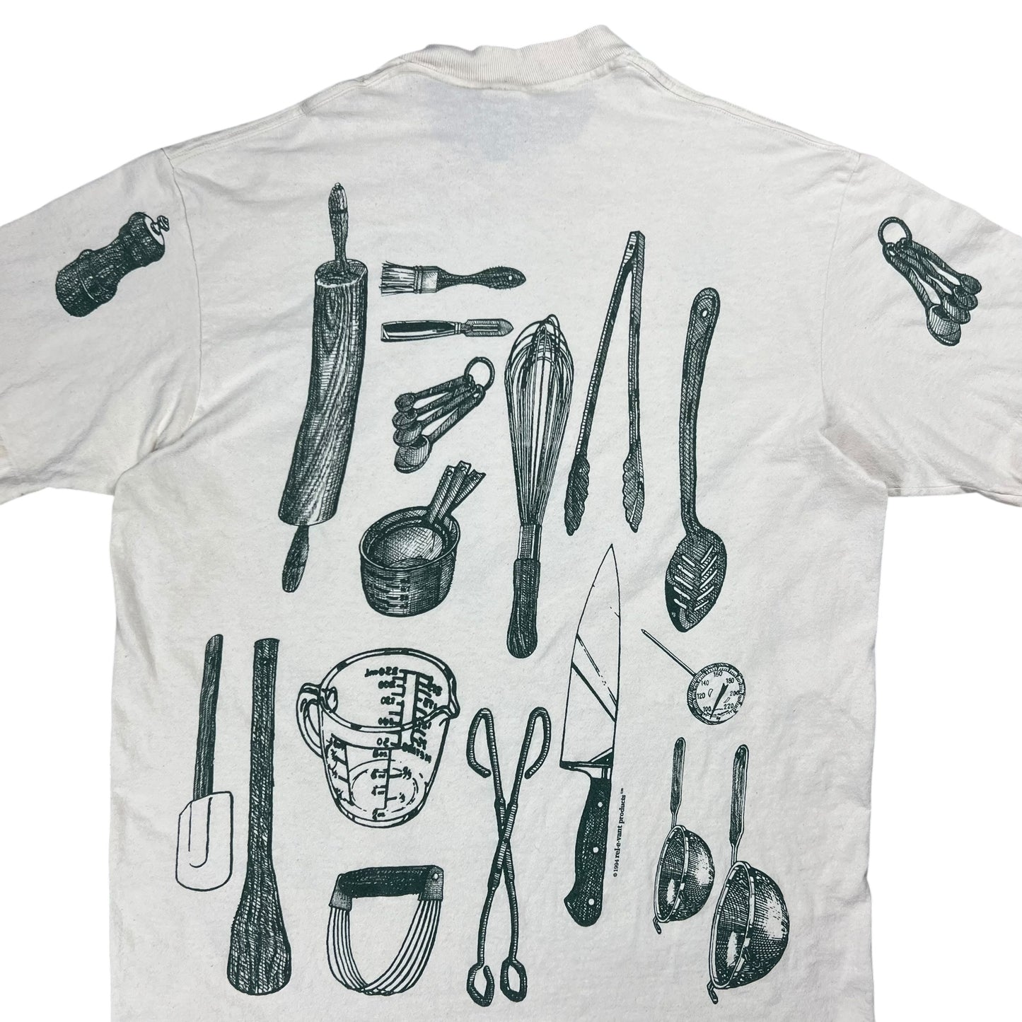 Vintage 90s Chef cooking utensils all over print tee (L)
