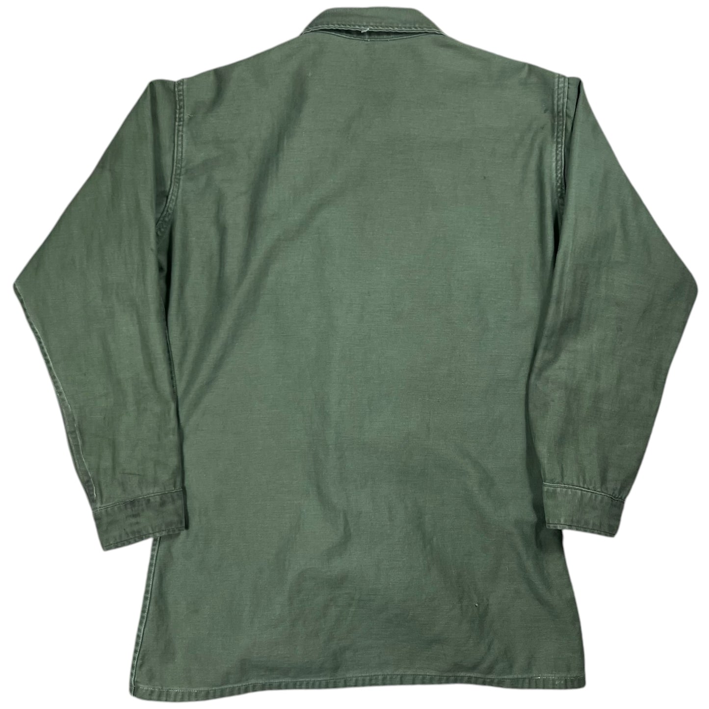 Vintage 1970s OG-107 cotton worn button up Vietnam era military shirt (M)