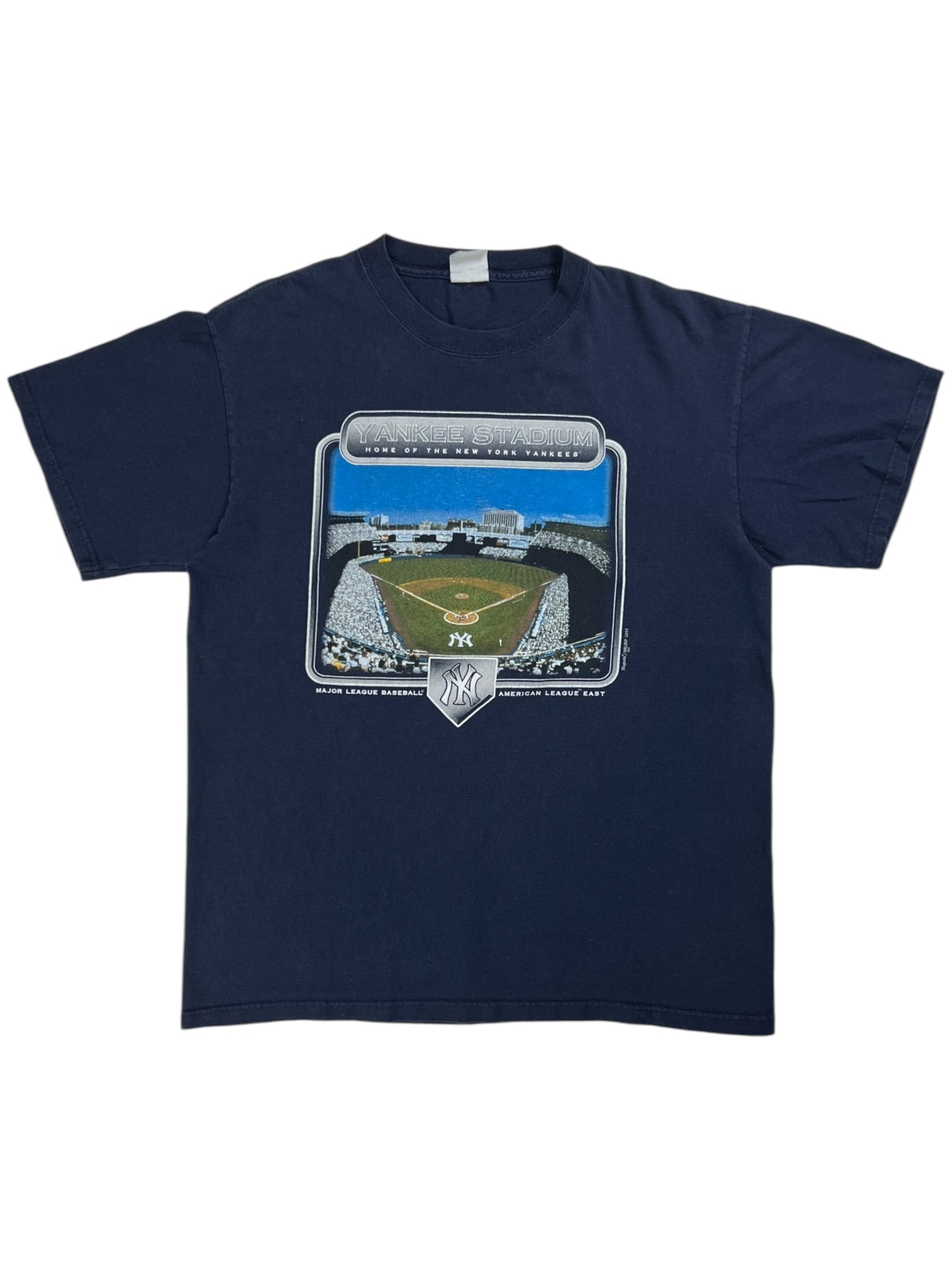 Vintage 2002 New York Yankees Stadium tee (L)