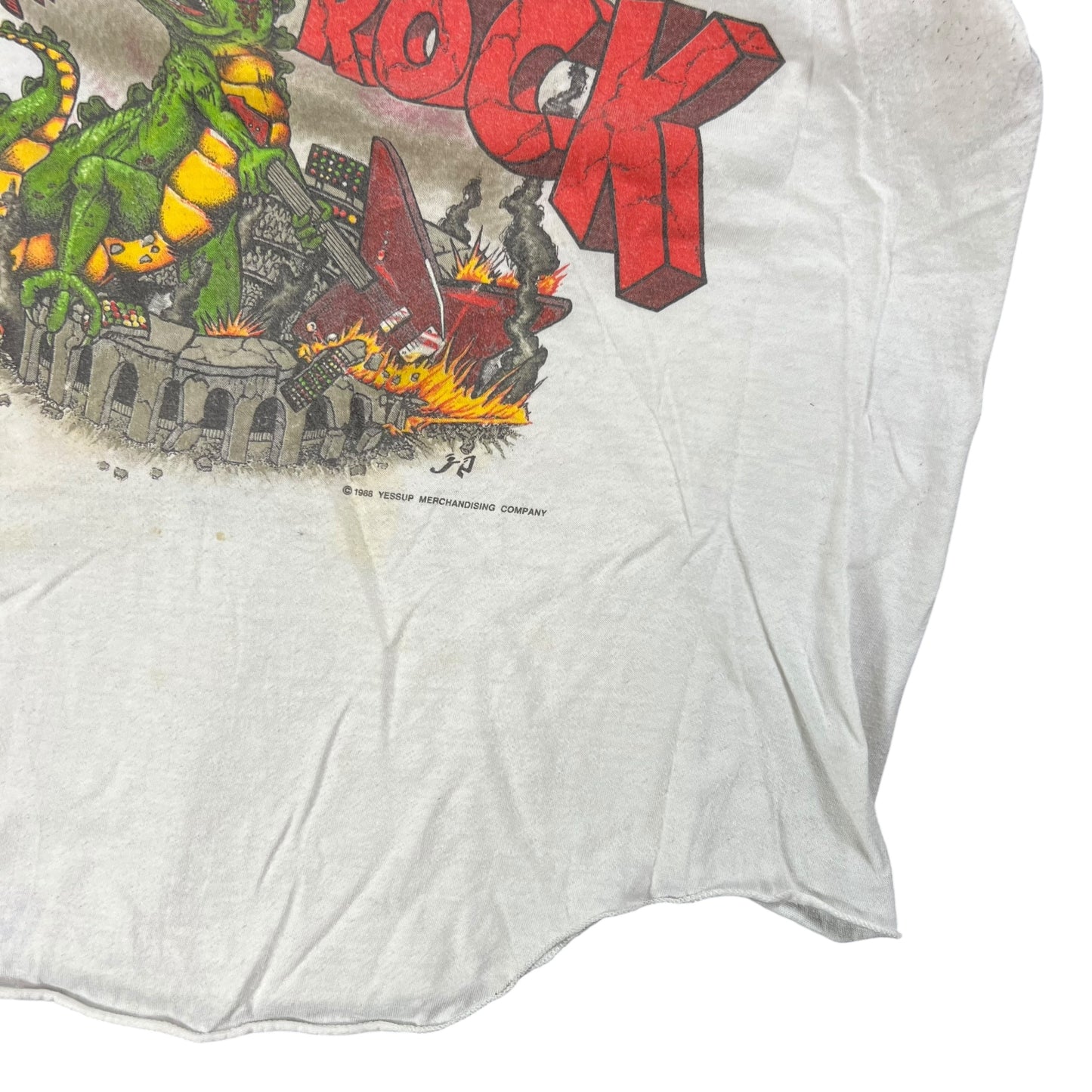 Vintage 1988 Monsters of Rock Van Halen raglan band tee (M)