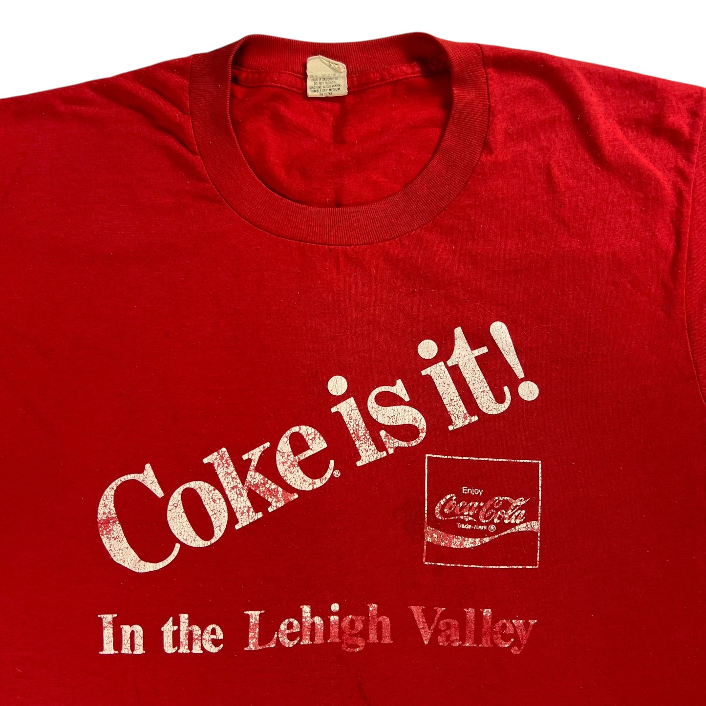 Vintage 80s Coke is it! Coca Cola faded tee (L)