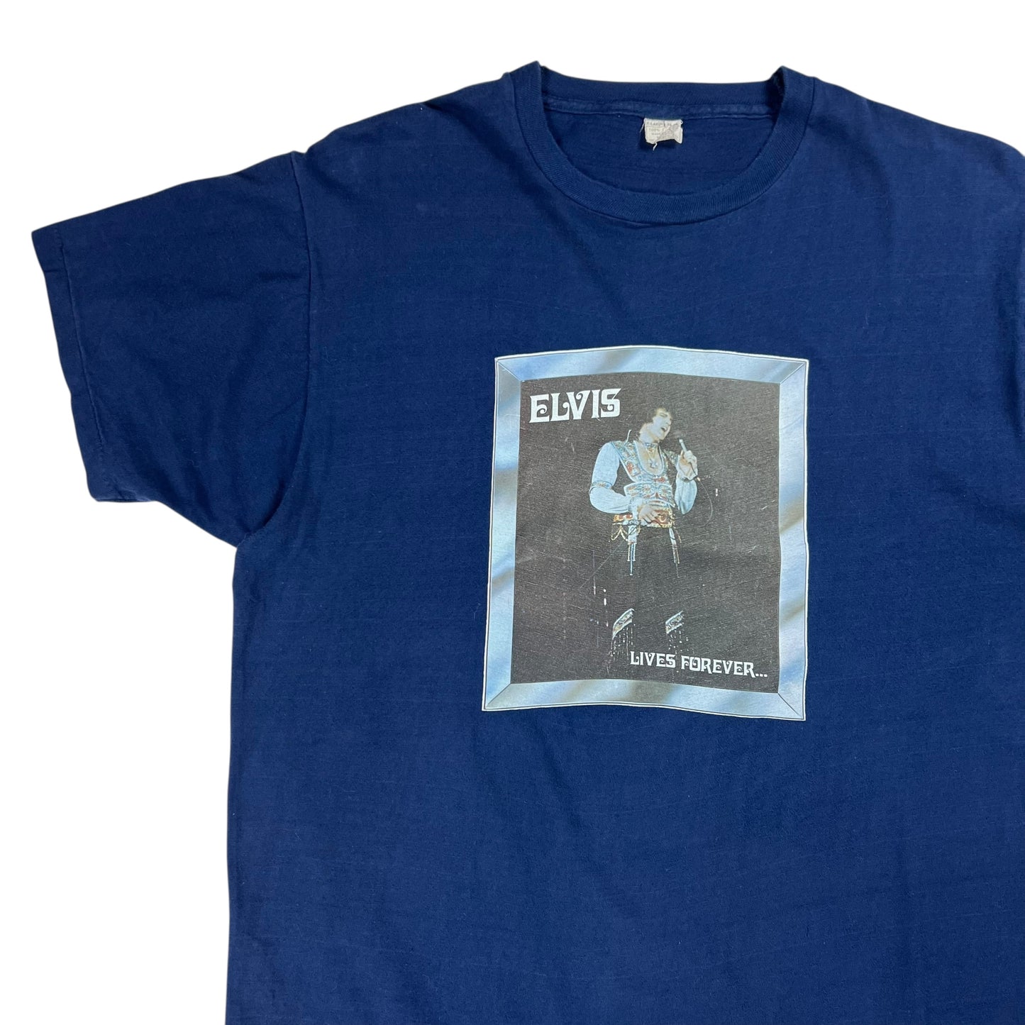 Vintage 1970s Elvis Presley Lives forever tee (L)