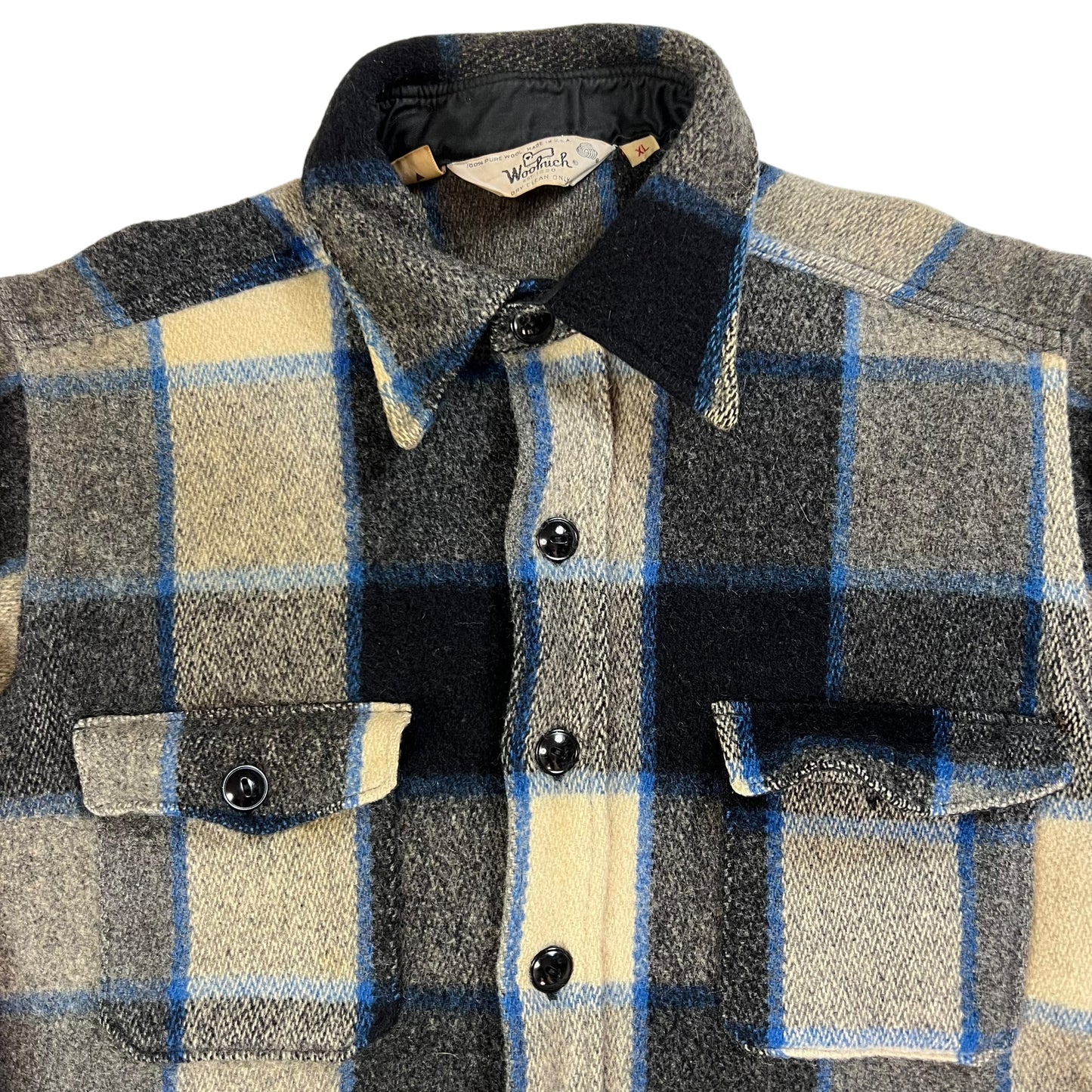 Vintage 1970s Woolrich heavy plaid flannel button up (XL)
