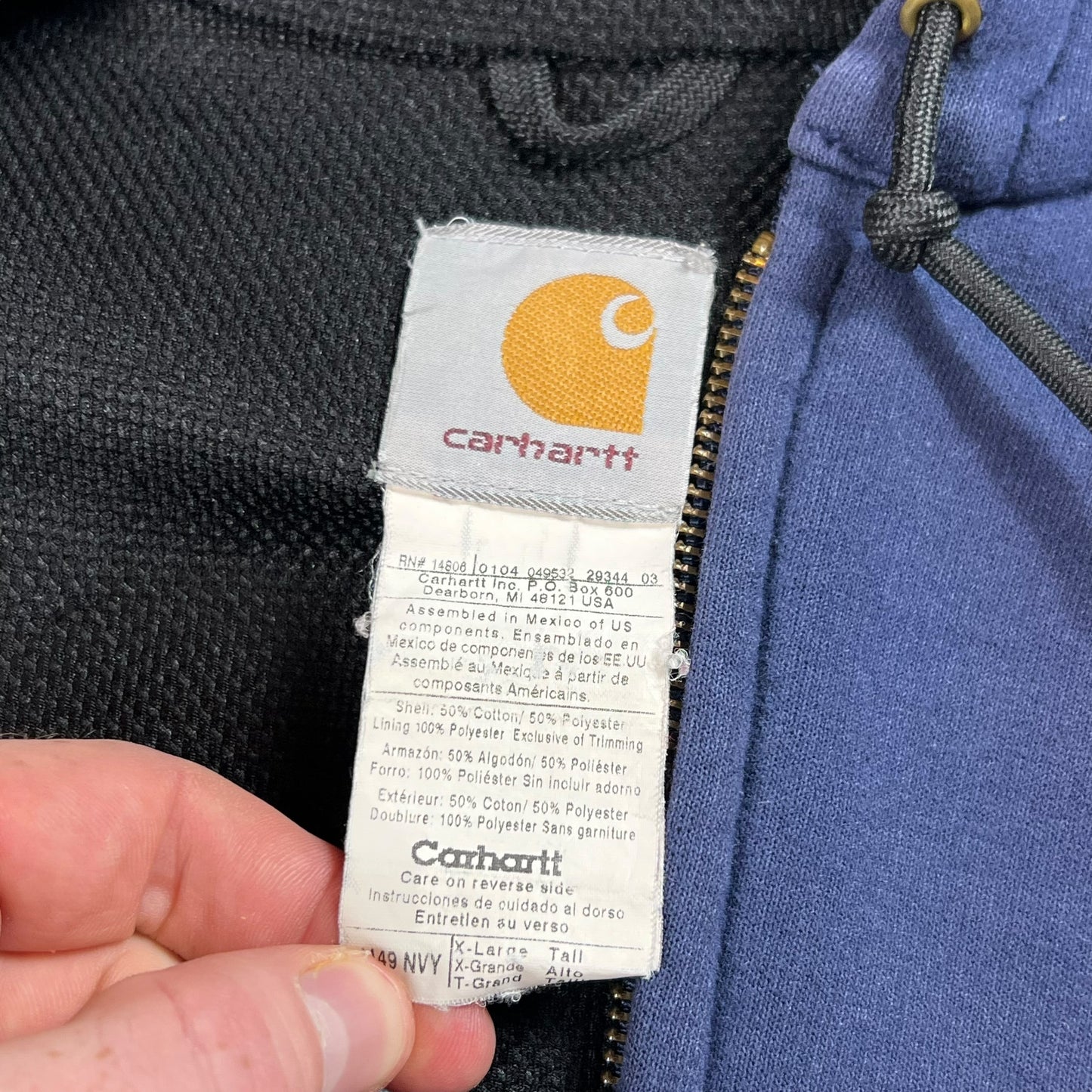 Vintage 90s Carhartt waffle lined zip up hoodie (XL)