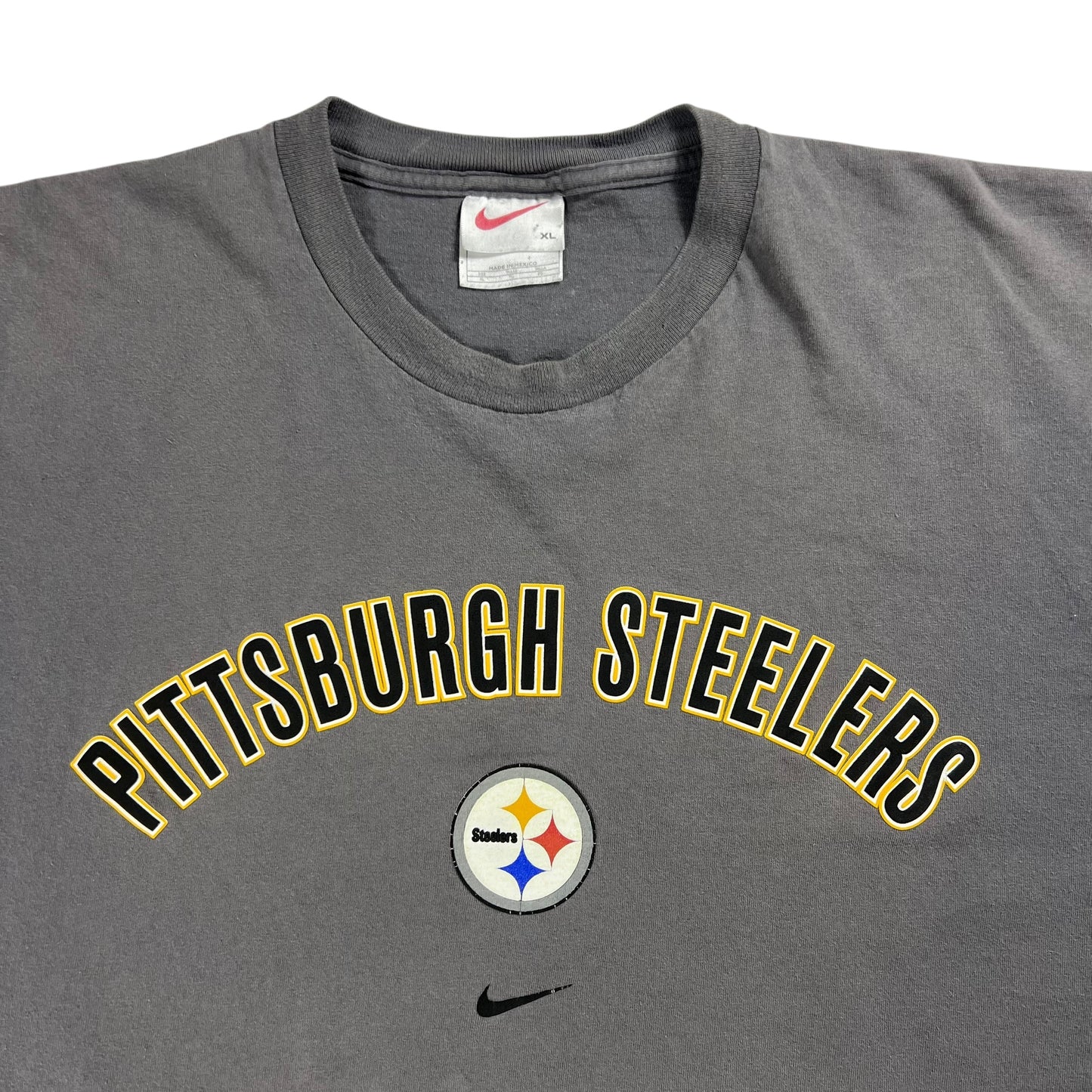 Vintage Y2K Nike center swoosh Pittsburgh Steelers tee (XL)
