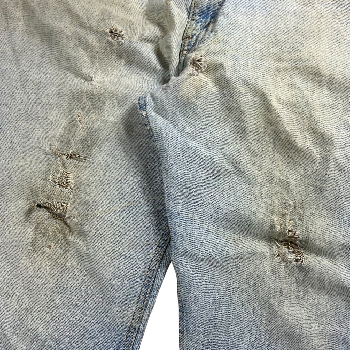 Vintage 90s Levi’s 550 distressed jeans (36x29)