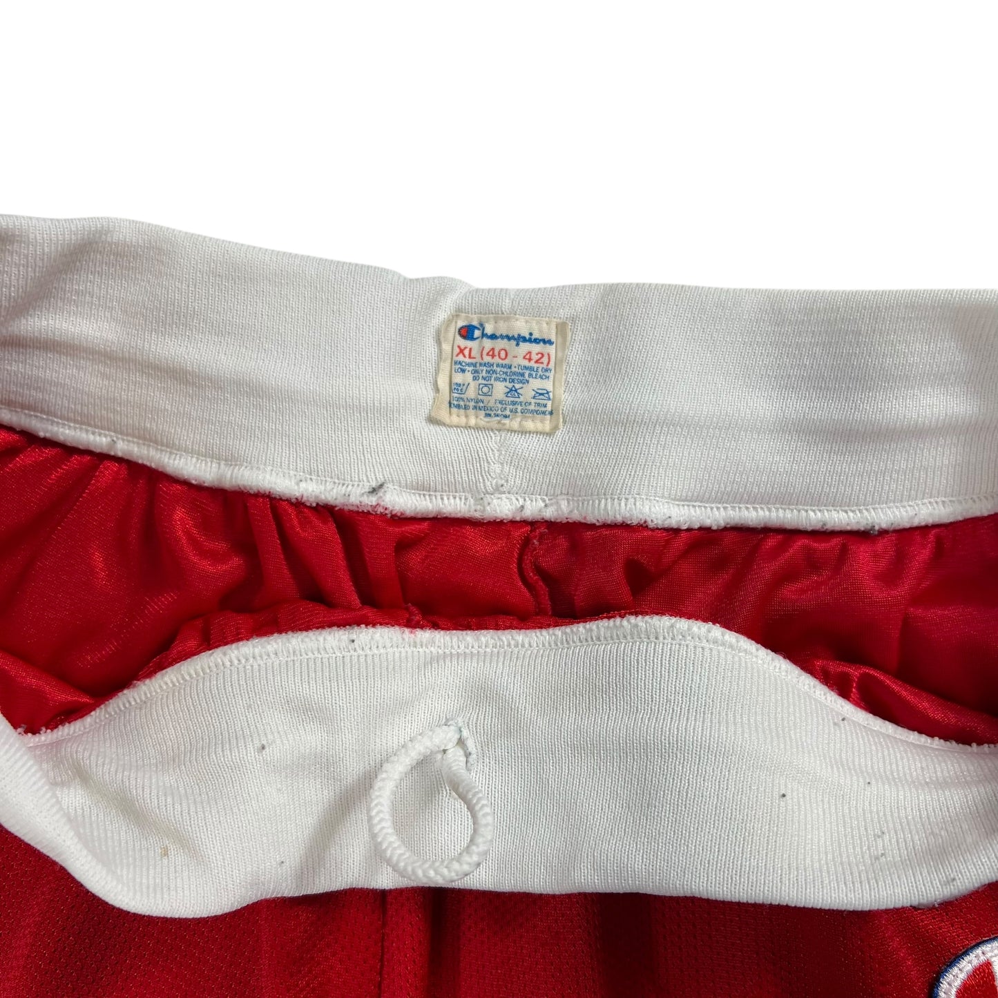 Vintage 90s Champion Chicago Bulls NBA shorts (XL)
