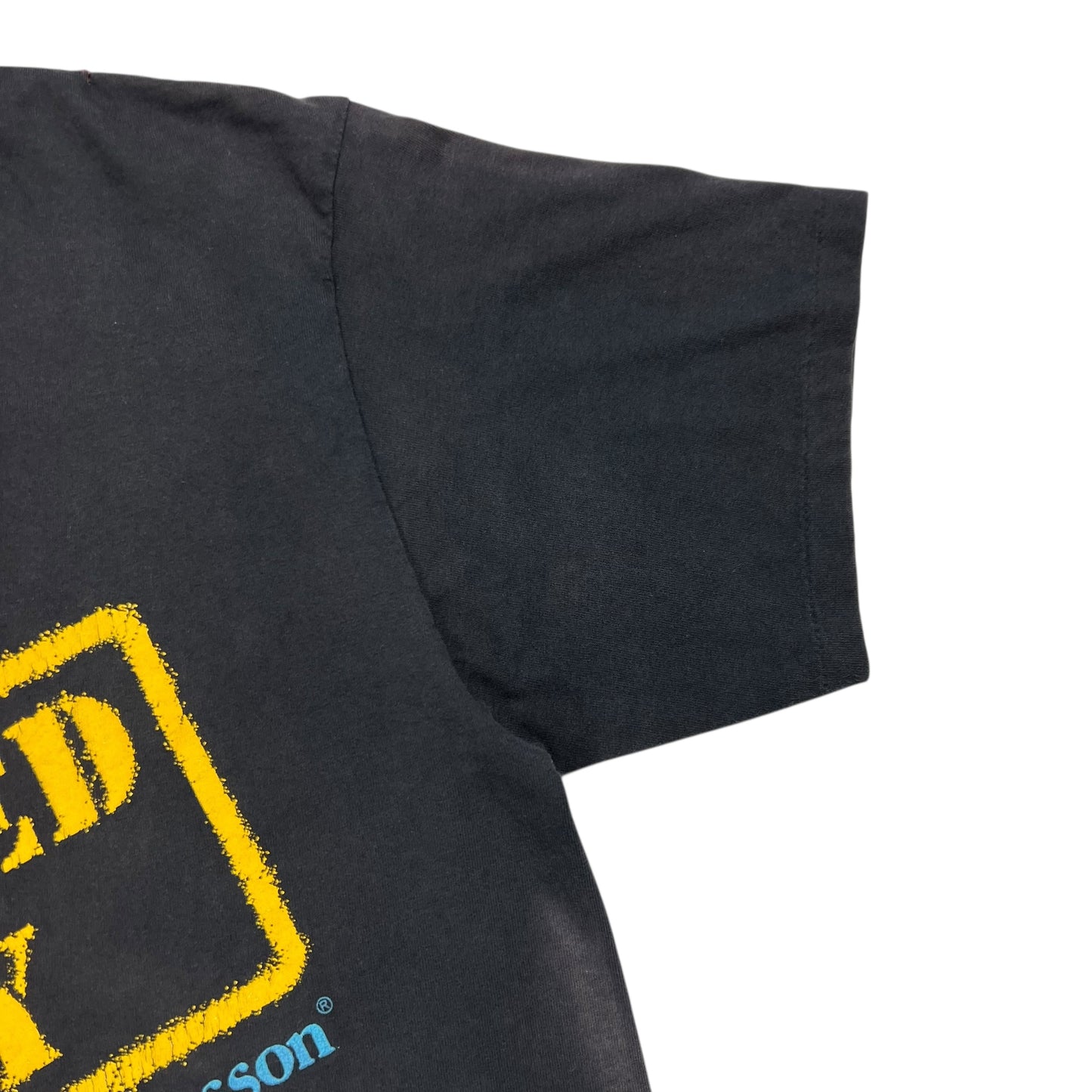 Vintage 90s Insured By Smith & Wesson faded gun tee (L)