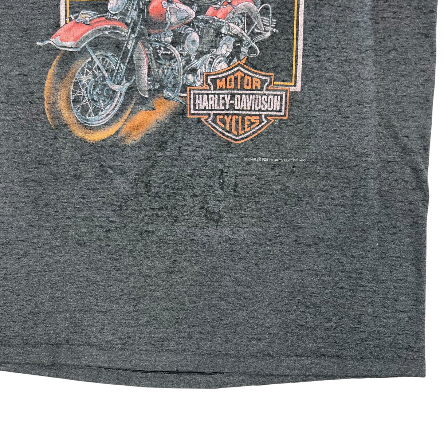 Vintage 1992 Harley Davidson 3D Emblem American Classics thrashed tee (M)