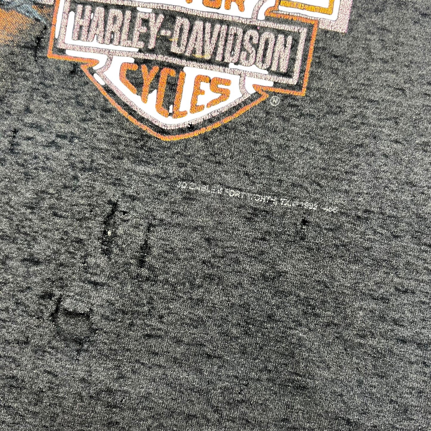 Vintage 1992 Harley Davidson 3D Emblem American Classics thrashed tee (M)
