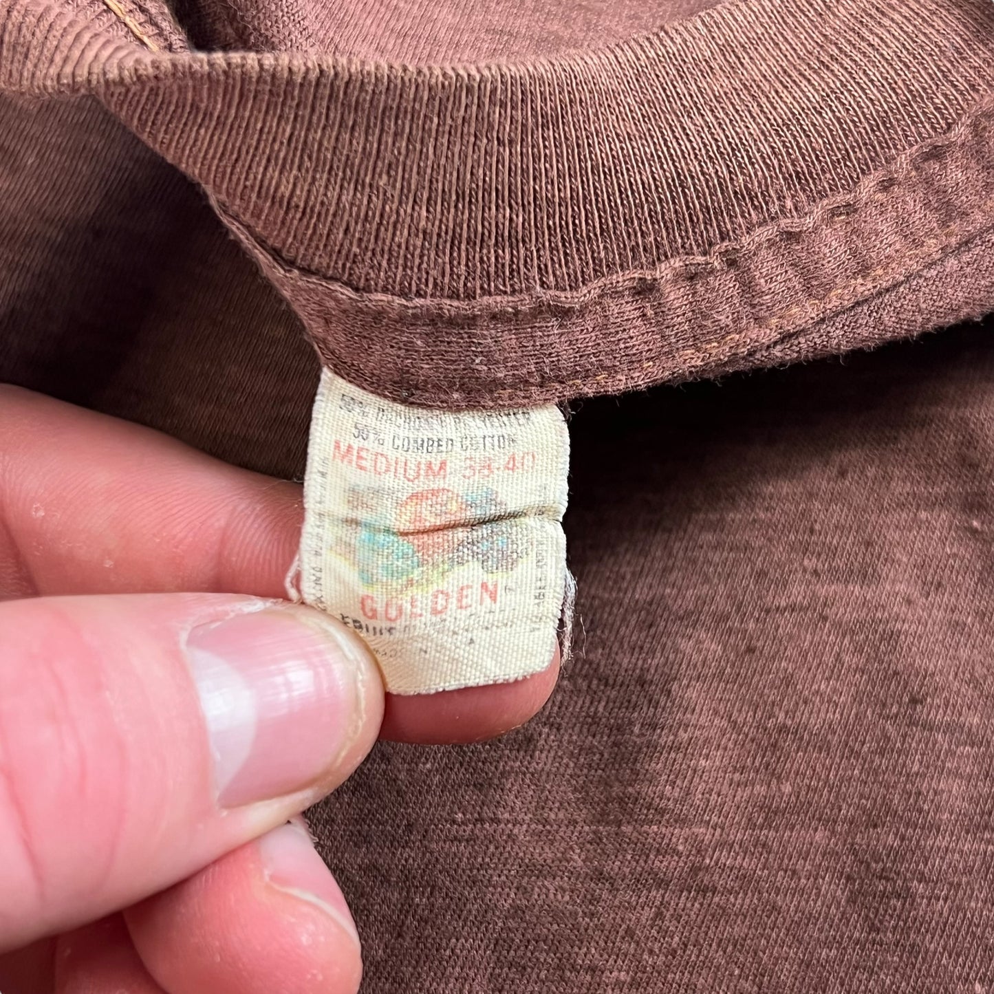 Vintage 1970s Fruit of the loom faded brown blank tee (M)