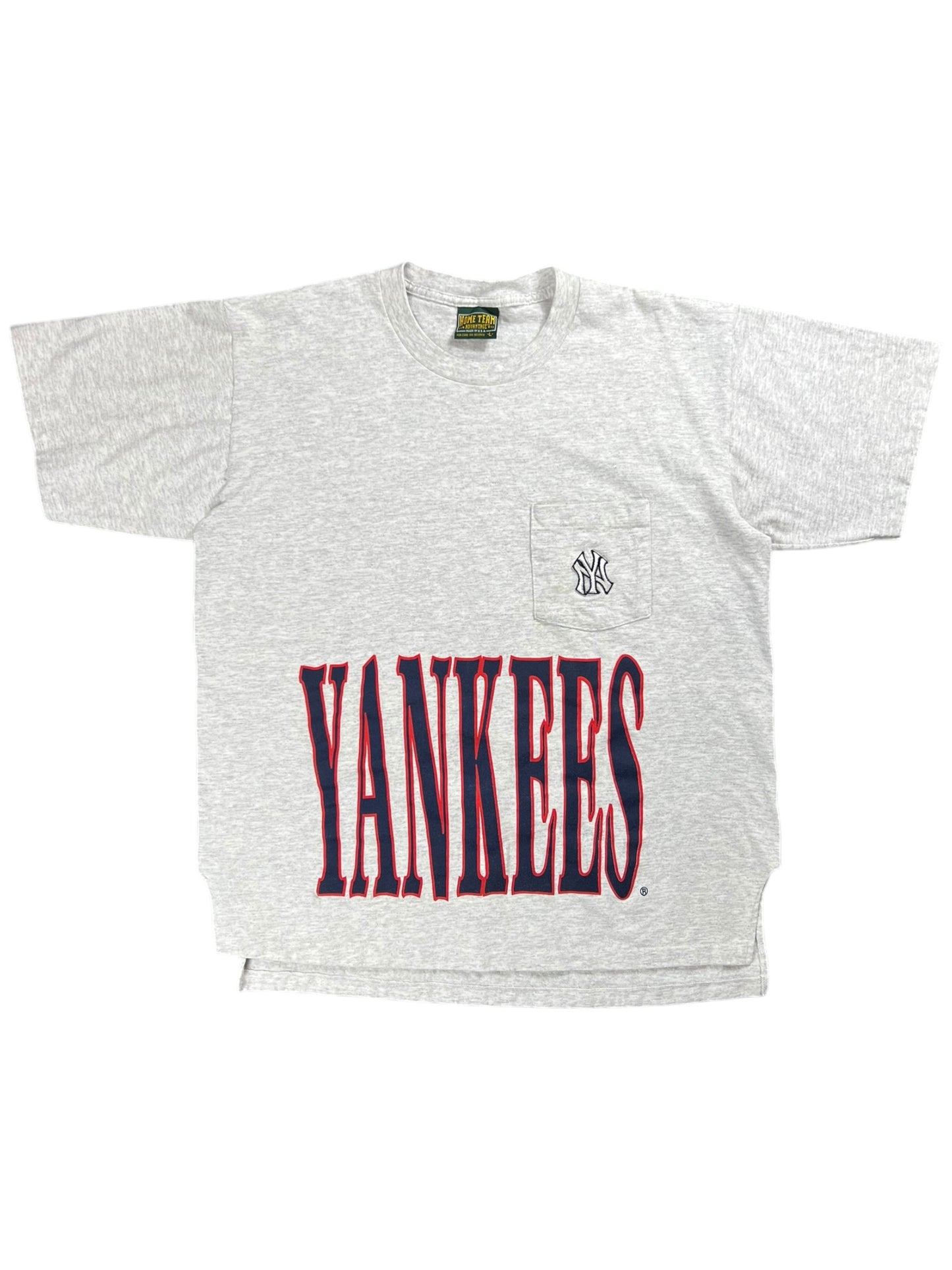 Vintage 90s New York Yankees graphic pocket tee (L)