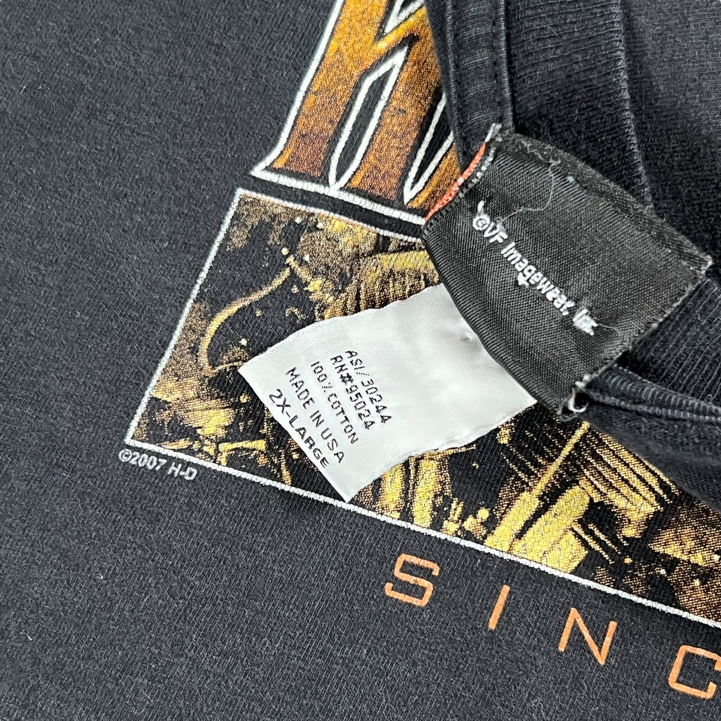 Vintage 2007 Harley Davidson Motorcycles Legend in the making tee (XL)