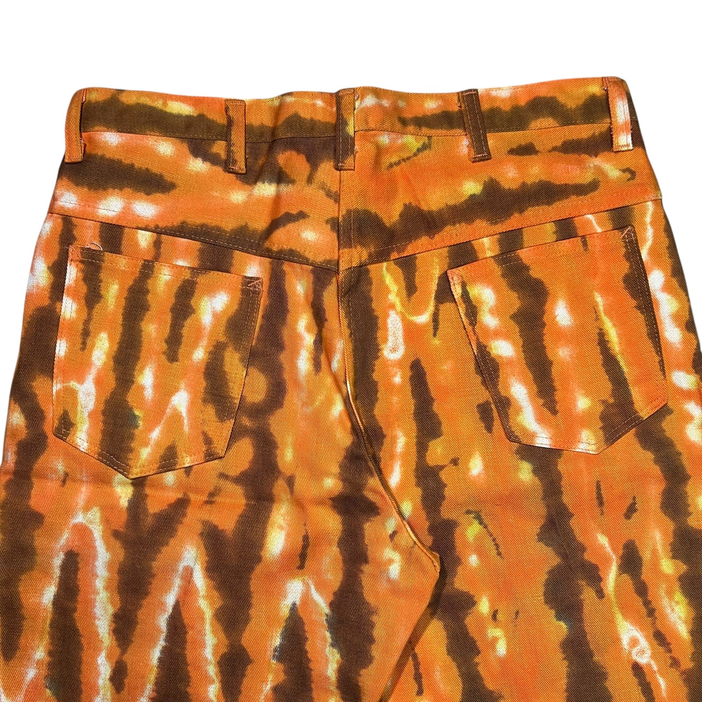 Vintage 1970s Hippie psychedelic tie dye cut off shorts (34)