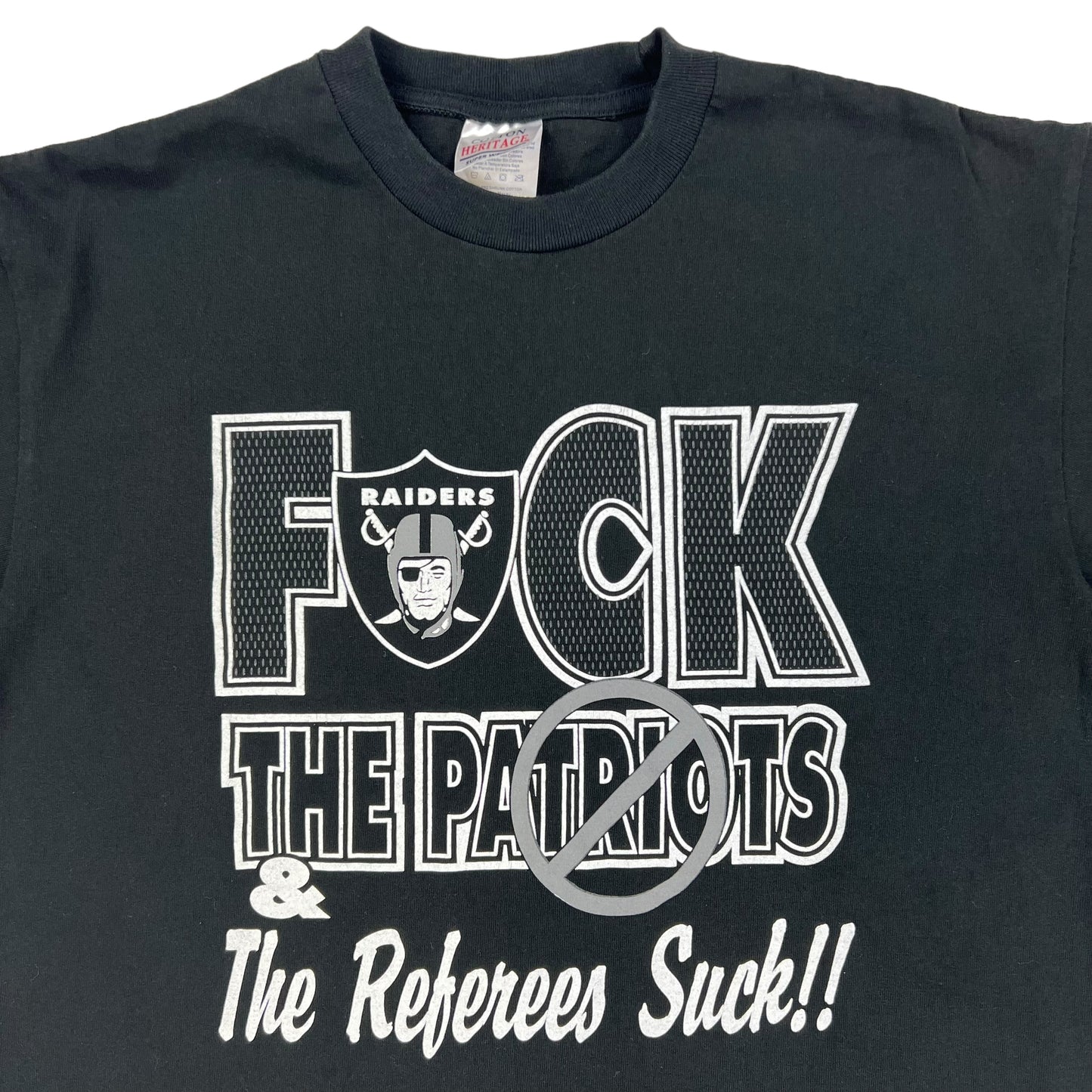 Vintage Y2K Oakland Raiders fuck the patriots tuck rule tee (L)