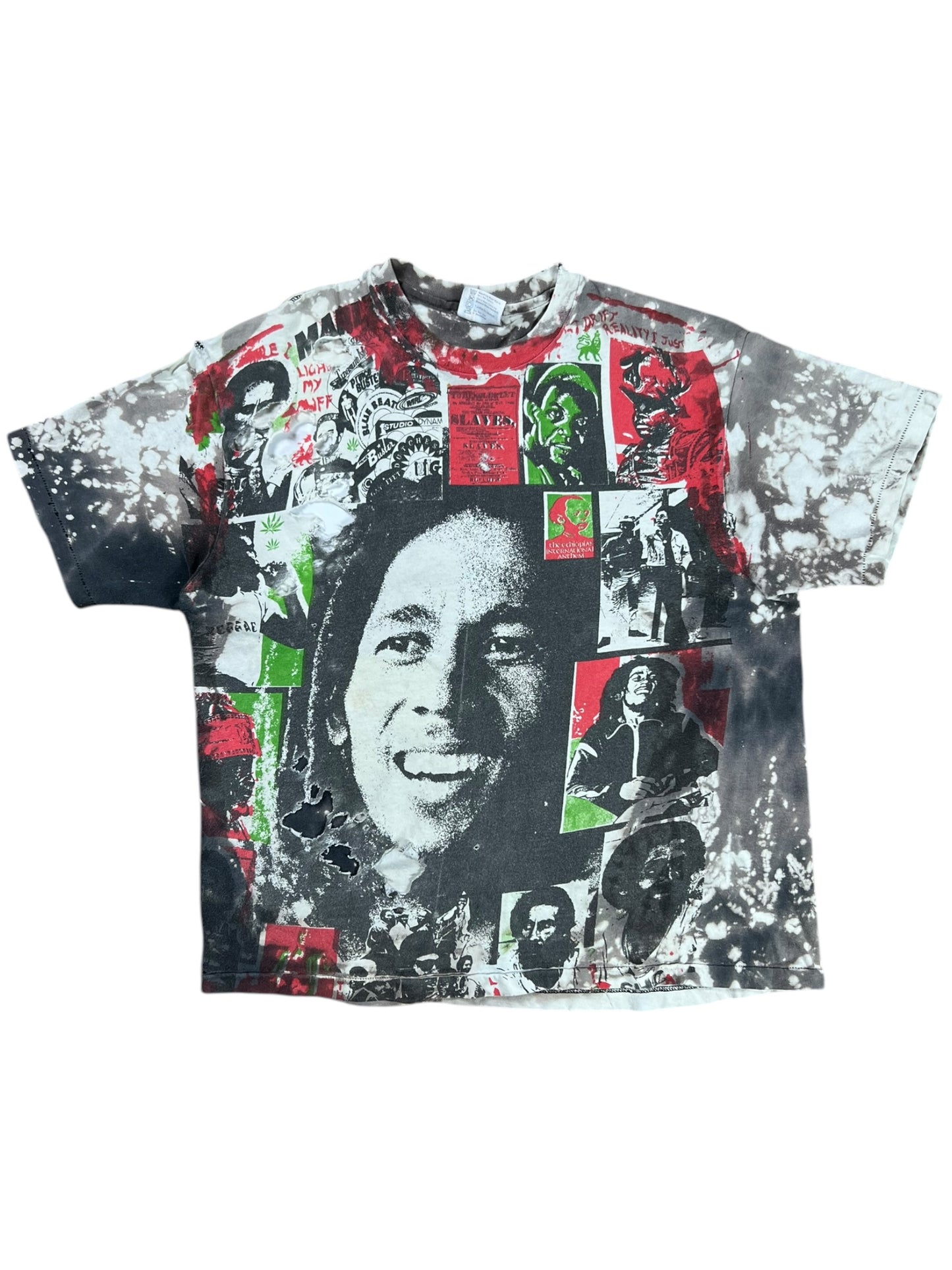 Vintage 80s Bob Marley Mosquitohead thrashed all over print tee (L)