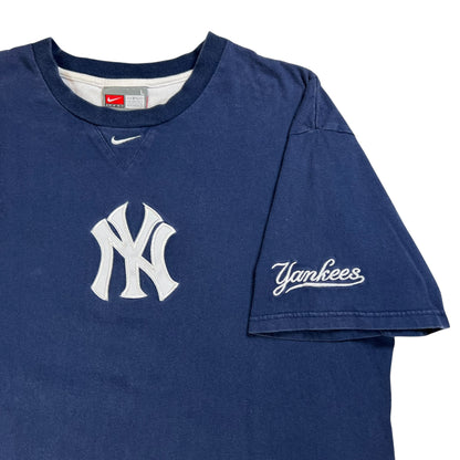 Vintage Y2K Nike New York Yankees center swoosh tee (L/XL)
