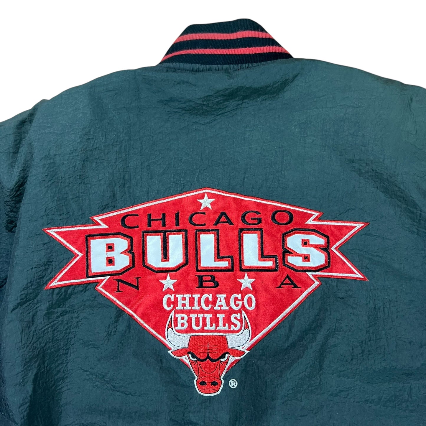 Vintage 90s Logo 7 Chicago Bulls puffer jacket (L)