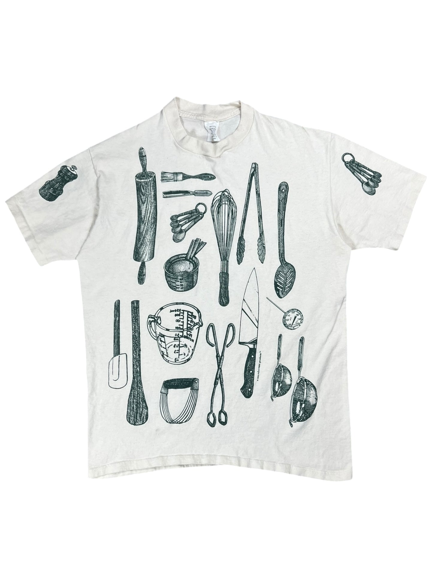 Vintage 90s Chef cooking utensils all over print tee (L)