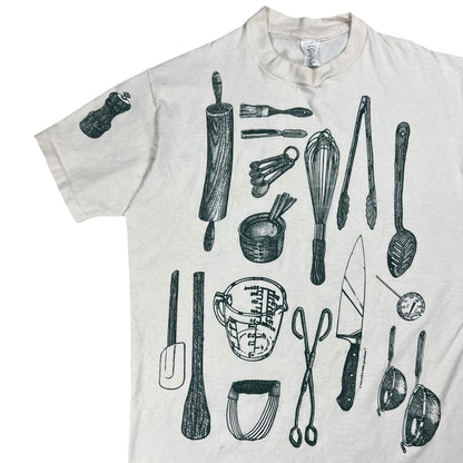 Vintage 90s Chef cooking utensils all over print tee (L)