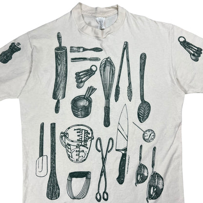 Vintage 90s Chef cooking utensils all over print tee (L)