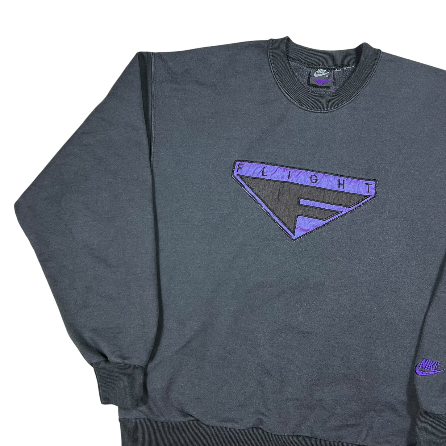 Vintage 90s Nike Flight logo faded black crewneck (M)