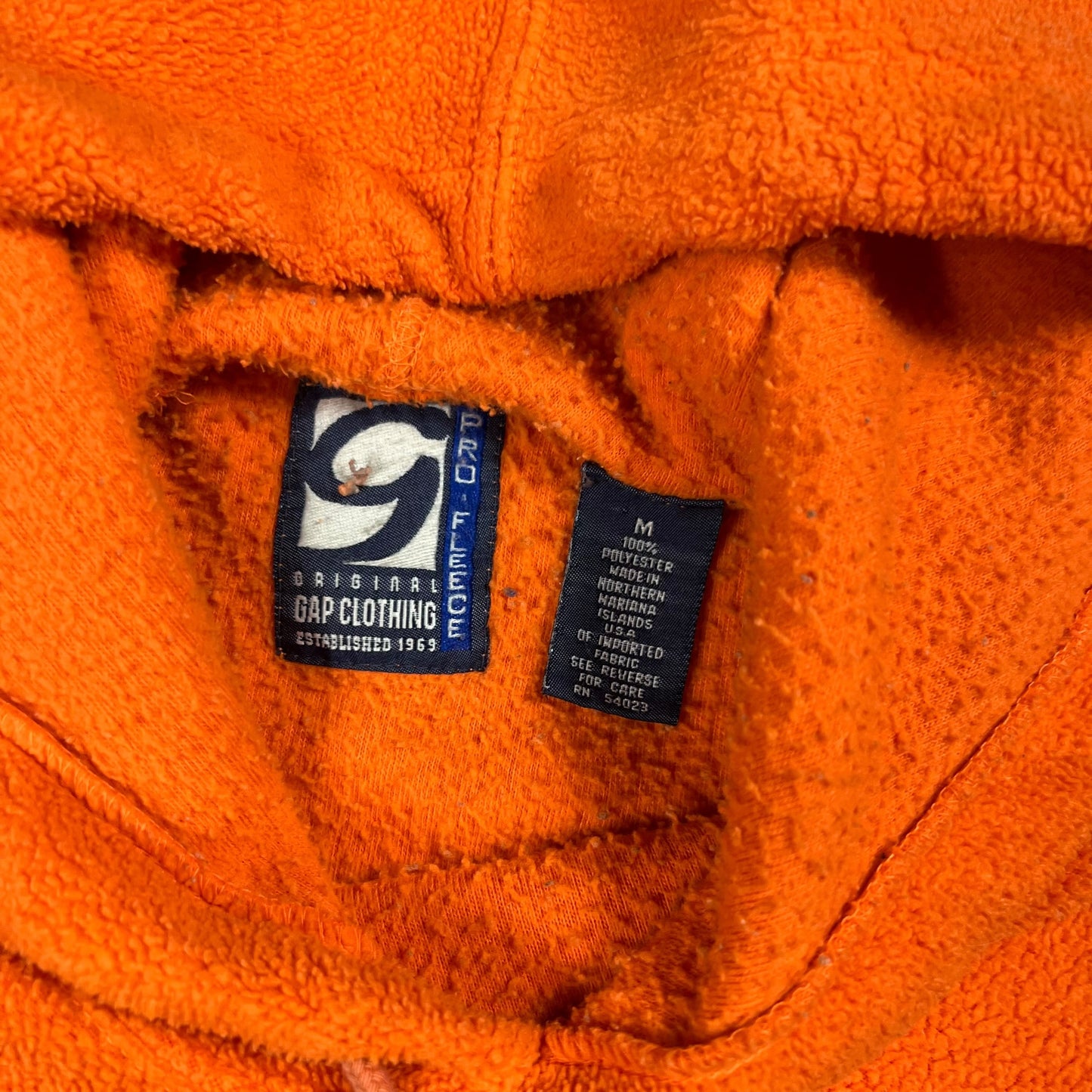 Vintage 90s GAP Athletics faded orange fleece hoodie (L)