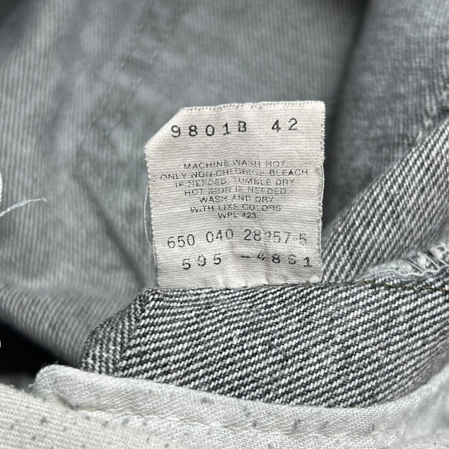 Vintage 90s Levi’s 505 XX black denim jeans (35x31)