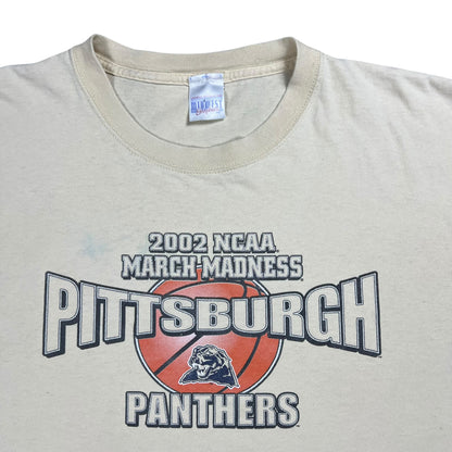 Vintage 2002 Pitt Panthers Basketball University of Pittsburgh March Madness faded tee (XL)