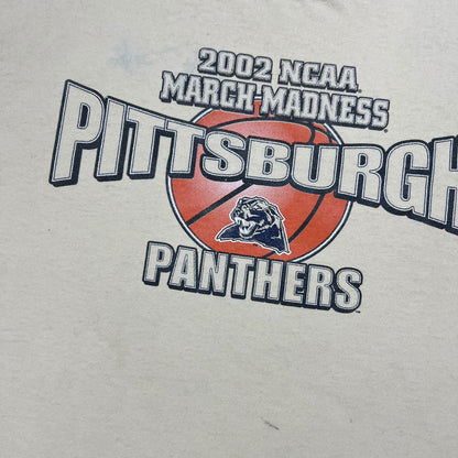 Vintage 2002 Pitt Panthers Basketball University of Pittsburgh March Madness faded tee (XL)