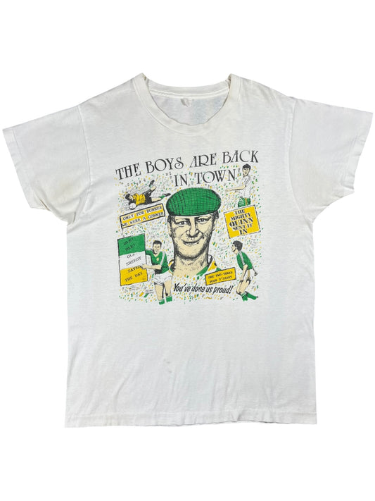 Vintage 80s Ireland Soccer “The Boys Are Back In Town” faded tee (L)