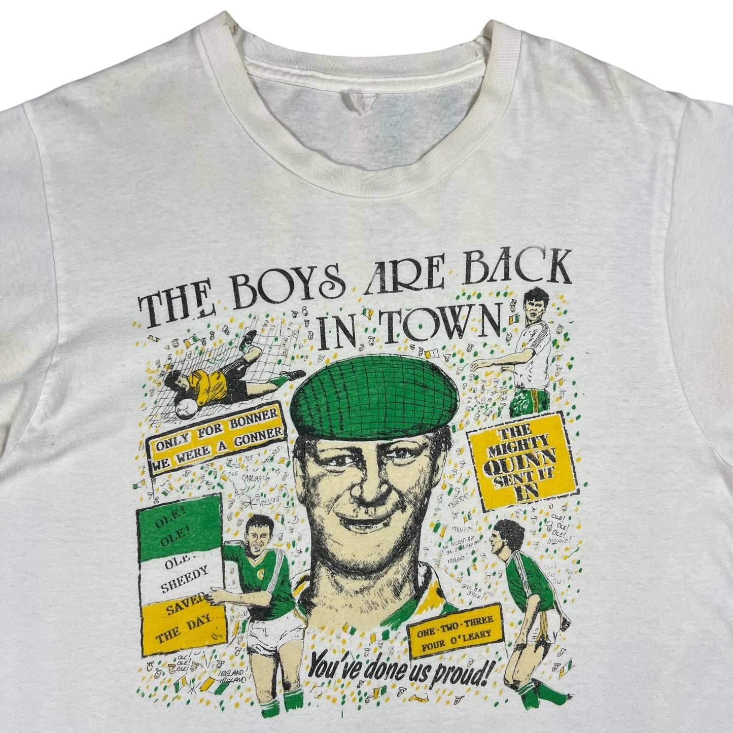 Vintage 80s Ireland Soccer “The Boys Are Back In Town” faded tee (L)