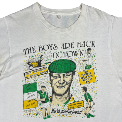 Vintage 80s Ireland Soccer “The Boys Are Back In Town” faded tee (L)