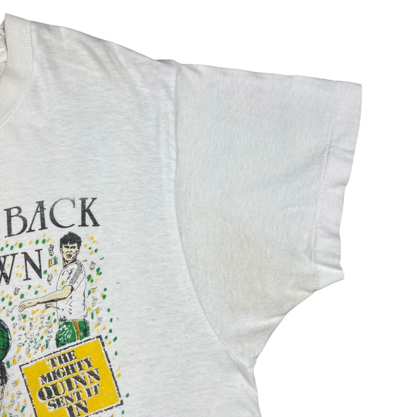 Vintage 80s Ireland Soccer “The Boys Are Back In Town” faded tee (L)