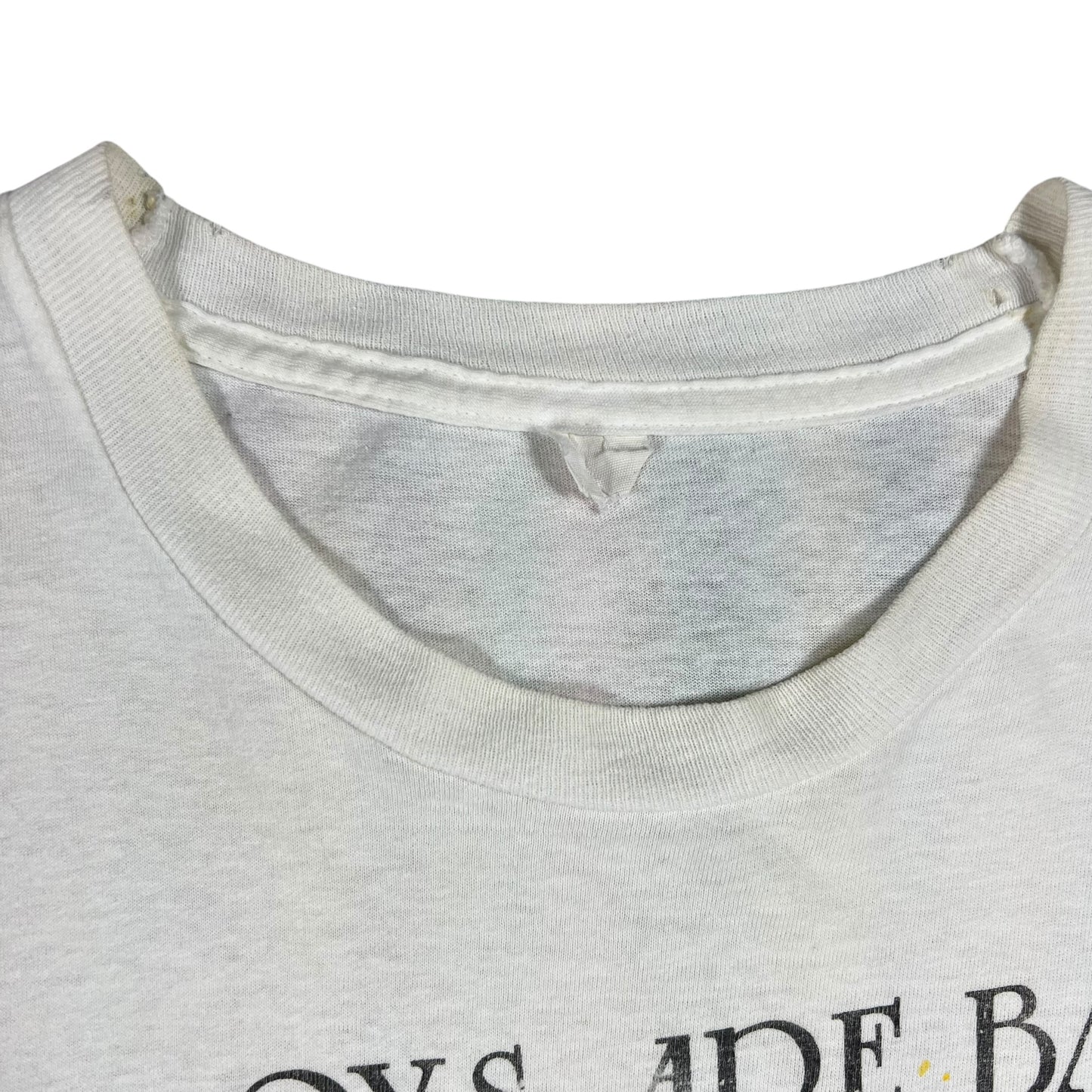 Vintage 80s Ireland Soccer “The Boys Are Back In Town” faded tee (L)