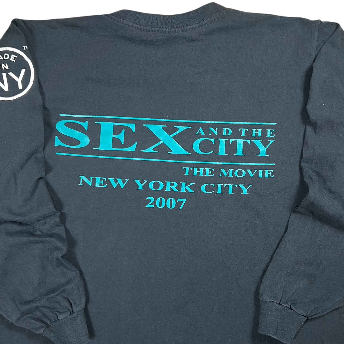 Vintage 2007 Sex and the City The Movie New York City faded long sleeve shirt (L)