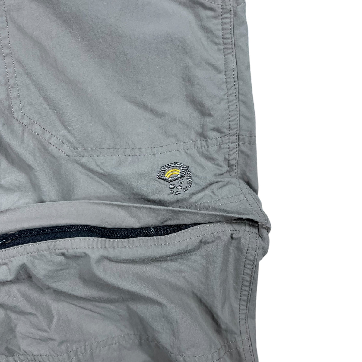 Vintage Y2K Mountain Hardwear convertible hiking pants (M)