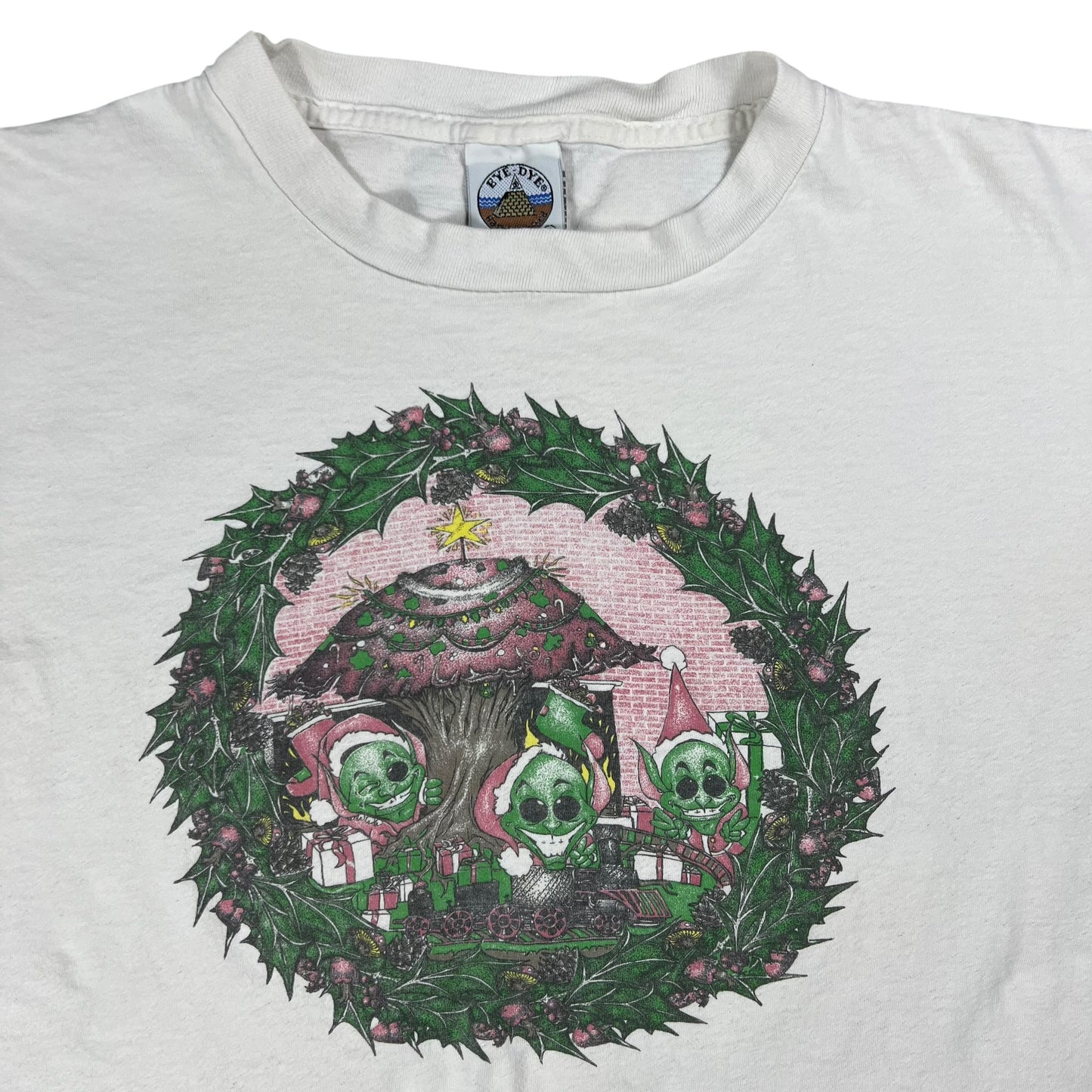 Vintage 90s Eye Dye Trippy Aliens psychedelic weed mushrooms LSD drug tee (XL)
