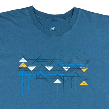 2015 Arc’Teryx geometric mountains graphic tee (XL)