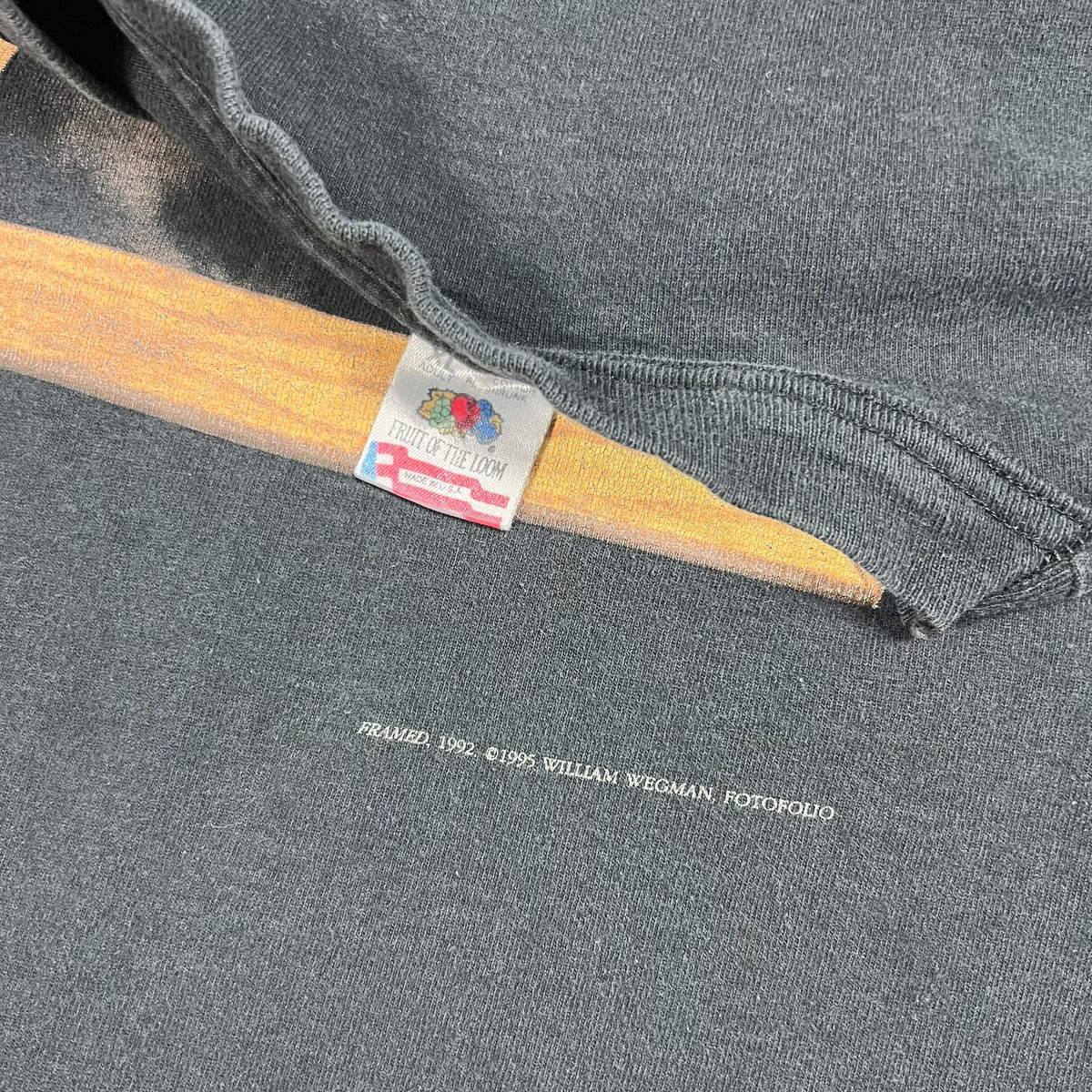 Vintage 1995 William Wegman Fotofolio dogs faded art tee (XL)