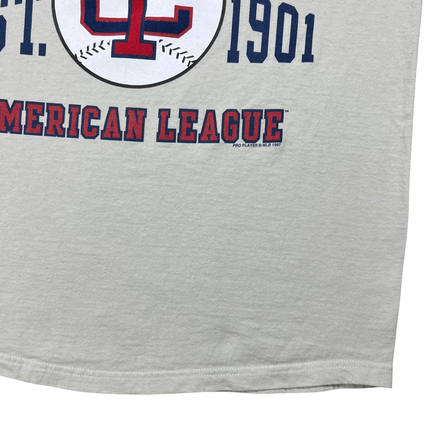 Vintage 1997 Pro Player Cleveland Indians MLB tee (L)