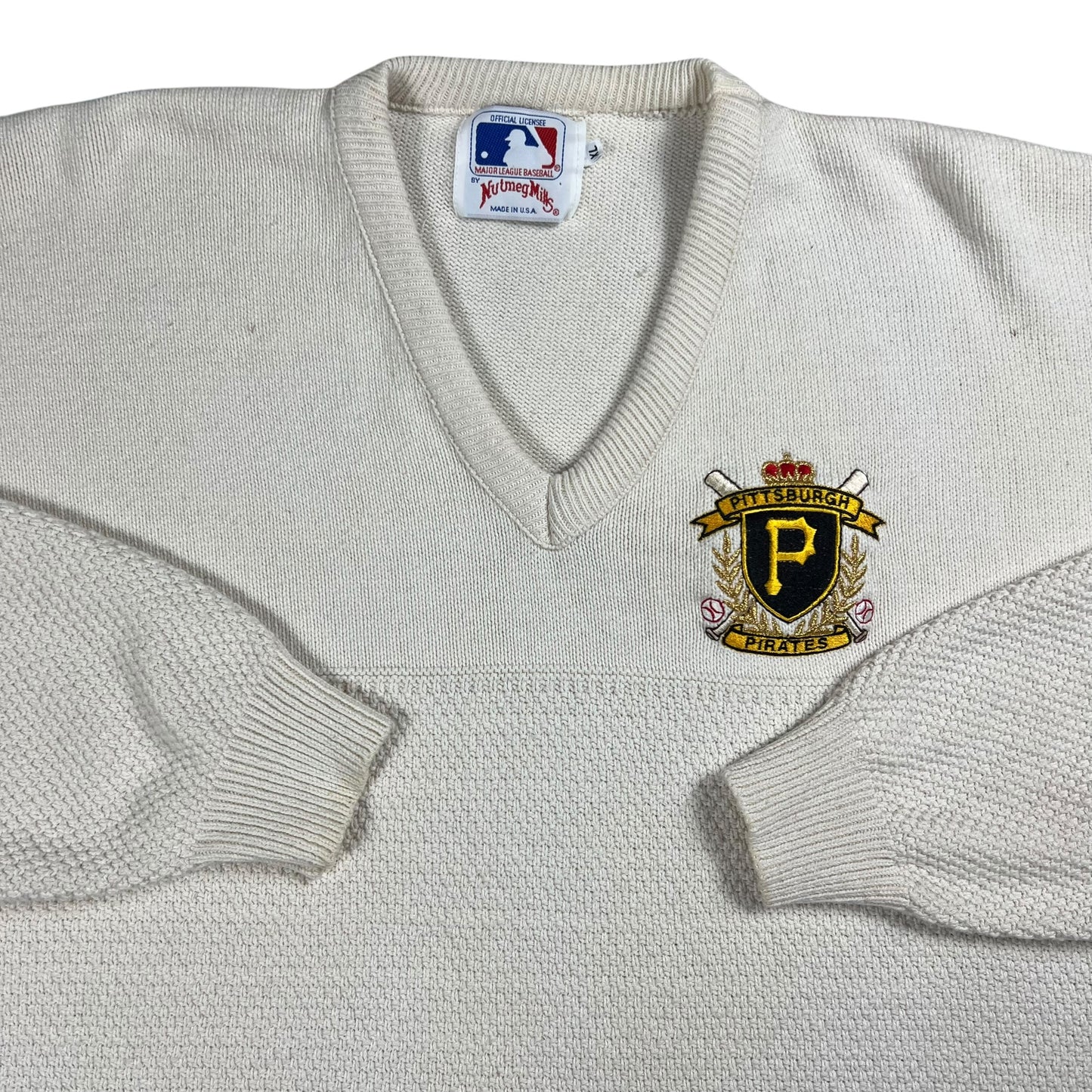 Vintage 90s Nutmeg Pittsburgh Pirates MLB v neck sweater (XL)