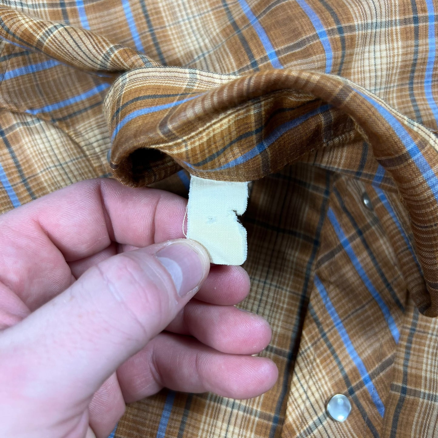 Vintage 1970s plaid short sleeve pearl snap button up shirt (L)