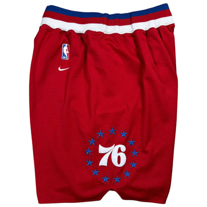 Vintage Y2K Nike Philadelphia 76ers Swingman NBA shorts (XL)
