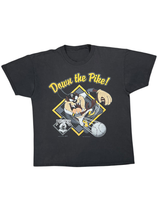 Vintage 1993 Pittsburgh Pirates Looney Tunes Taz Tasmanian Devil faded tee (L)