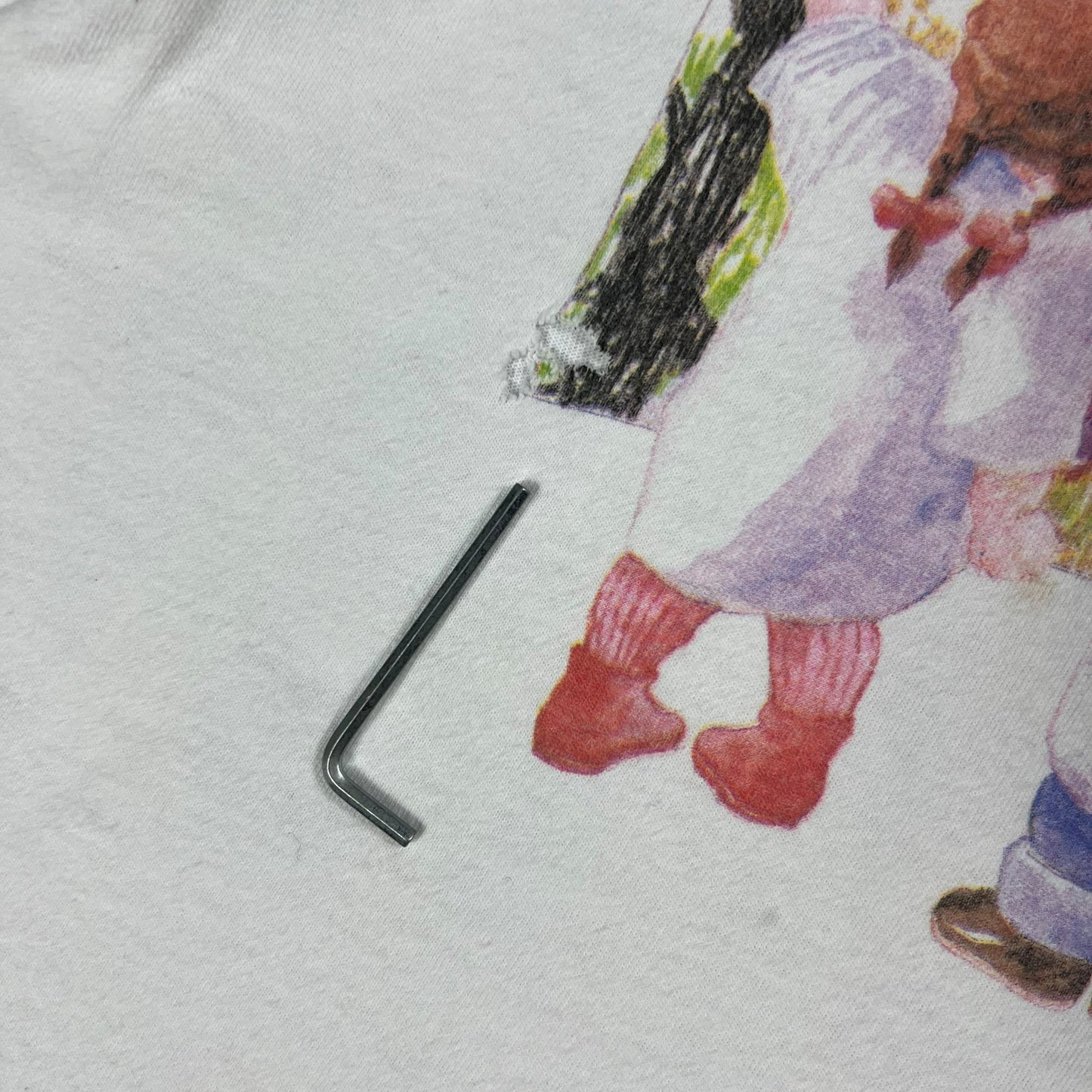 Vintage 90s UNICEF faded art tee (XL)