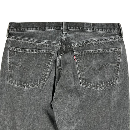 Vintage 90s Levi’s 501 black button fly denim jeans (36x33)