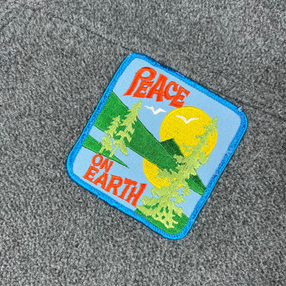 Vintage 2000 Patagonia Synchilla PEACE ON EARTH patch full zip fleece jacket (M)
